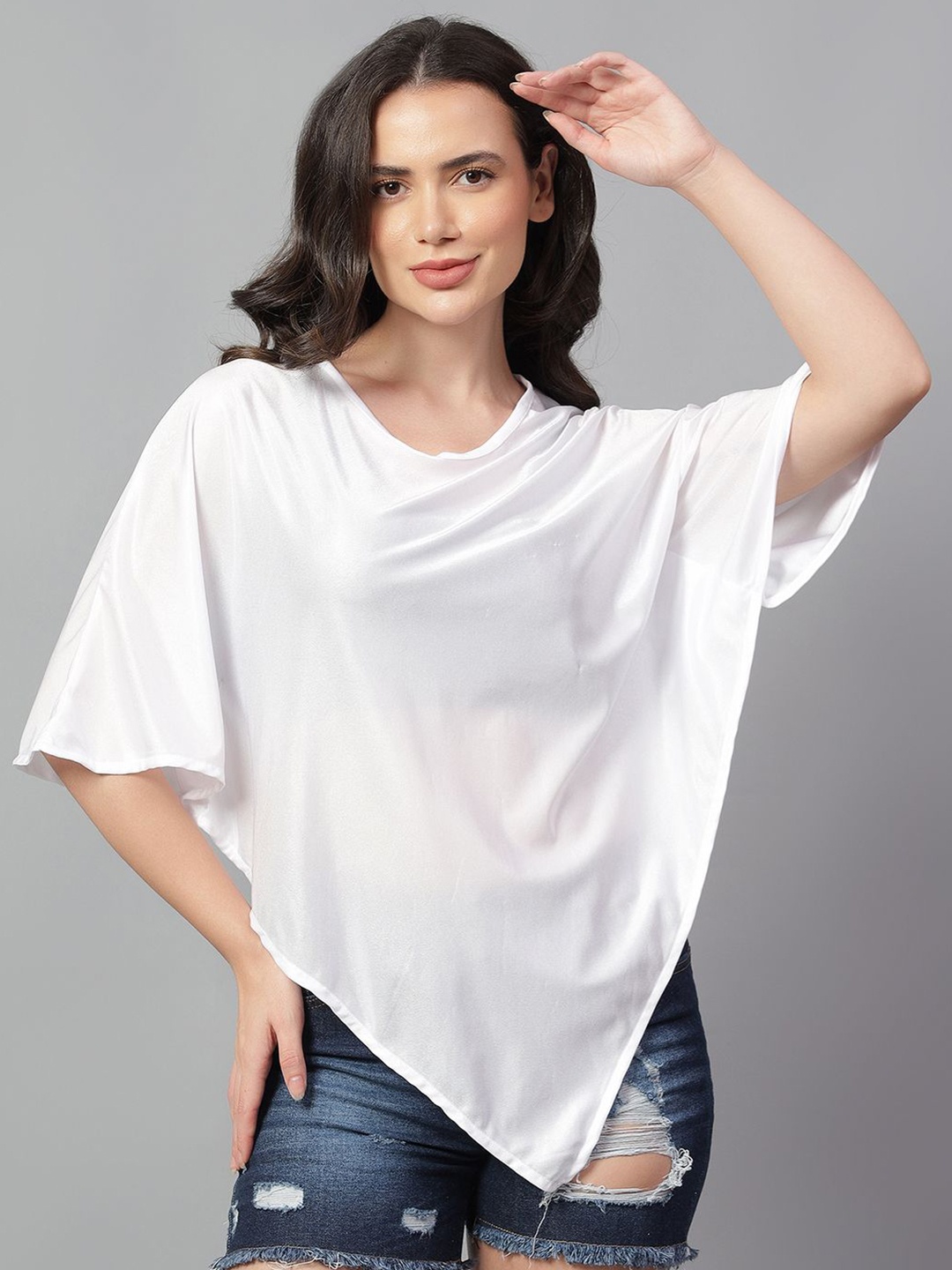 

Velvi Figure Women Spanish Pocho Sleepwear, White
