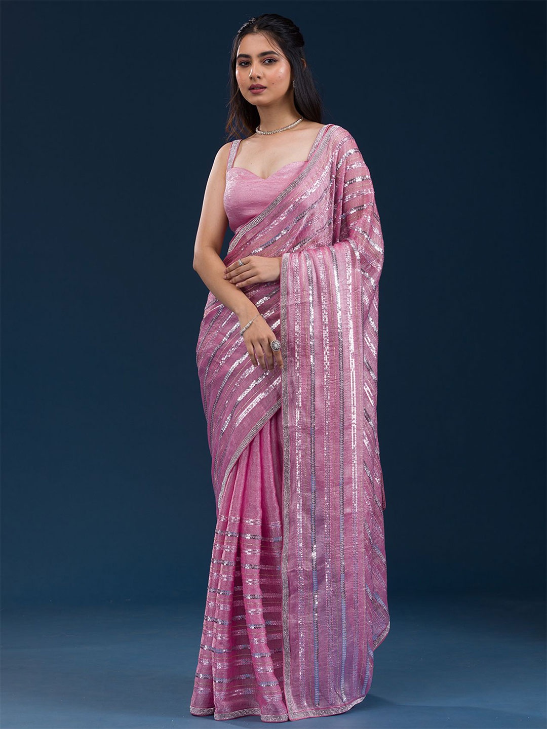 

Koskii Embellished Beads and Stones Saree, Pink