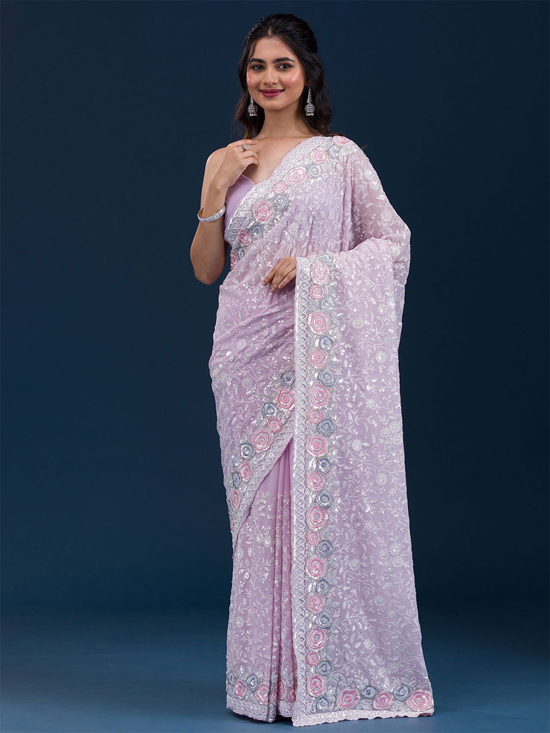 

Koskii Sequinned Embroidered Pure Georgette Saree, Purple