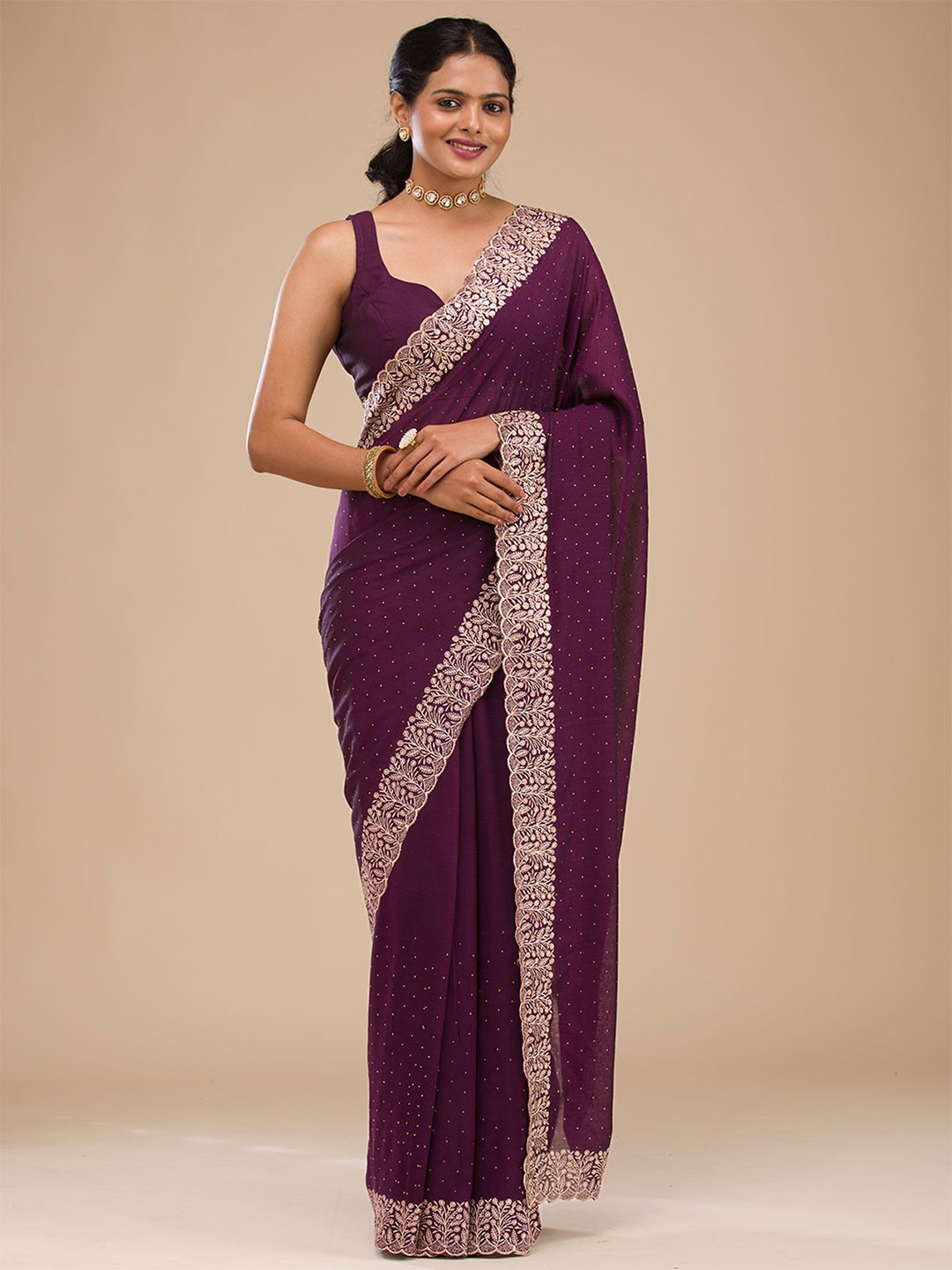 

Koskii Floral Embroidered Zari Saree With Blouse Piece, Purple