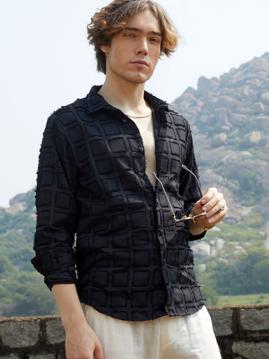 

Campus Sutra Men Comfort Casual Shirt, Black