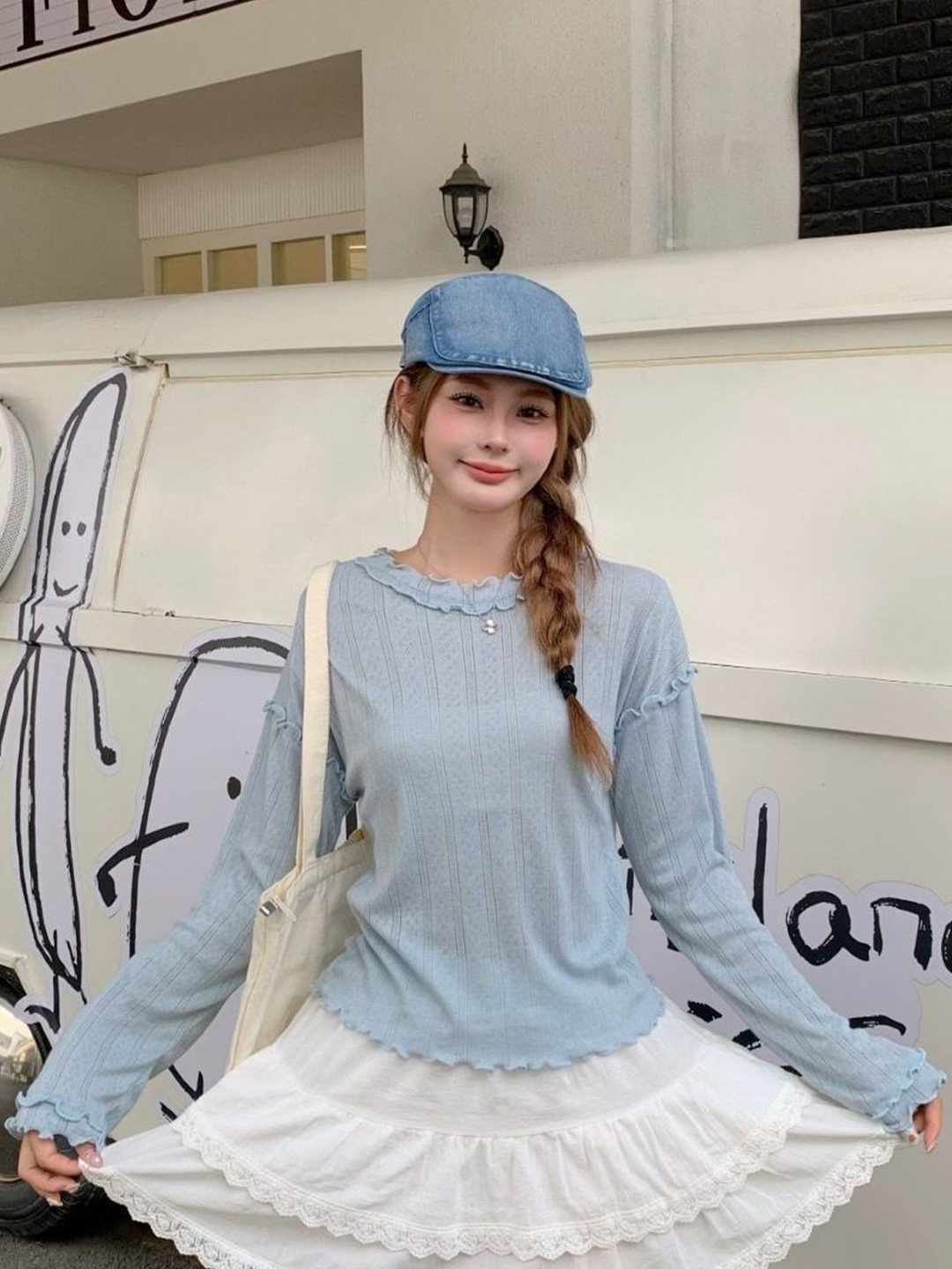 

KPOP Women Round Neck Long Sleeves Top, Blue
