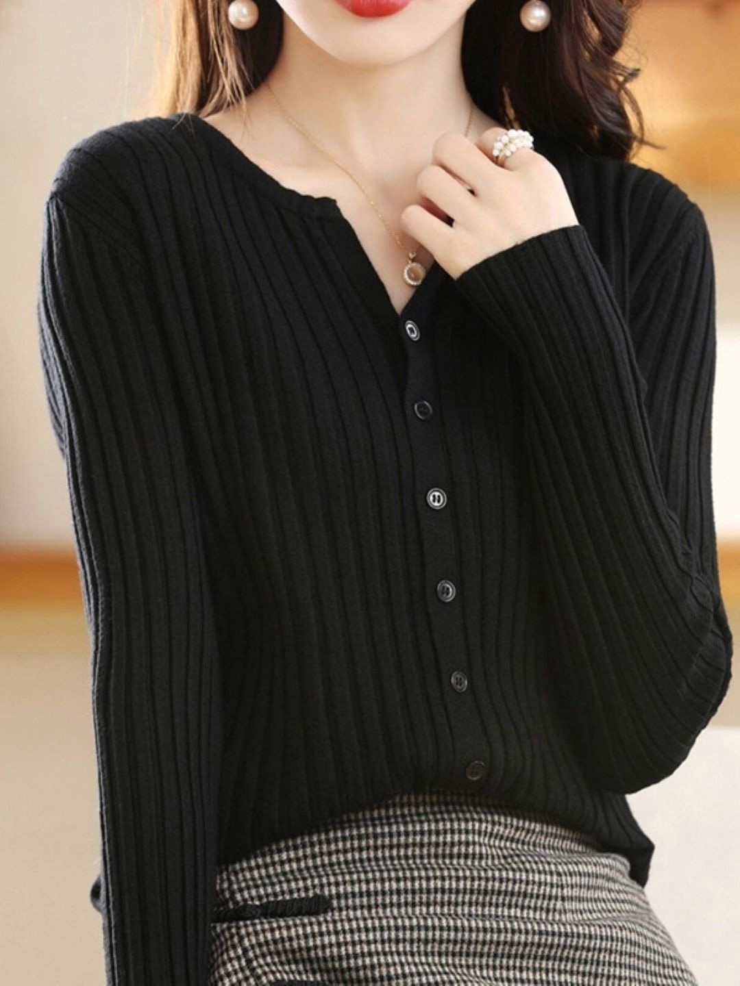 

KPOP Women V-Neck Long Sleeve Striped Top, Black