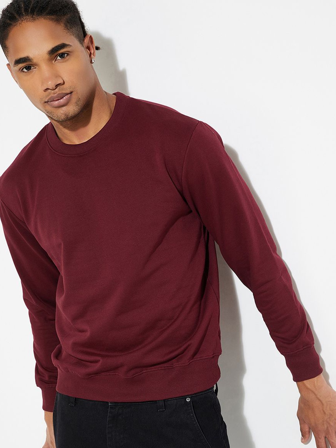 

Max Urb_N Men Solid Sweatshirt, Red