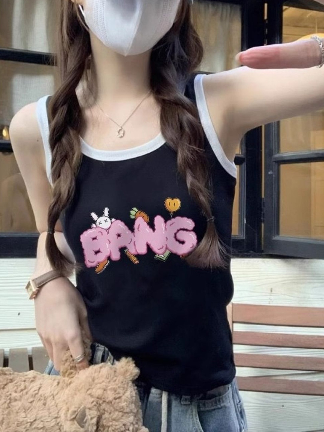 

KPOP Women Scoop Neck Print Crop Top, Black