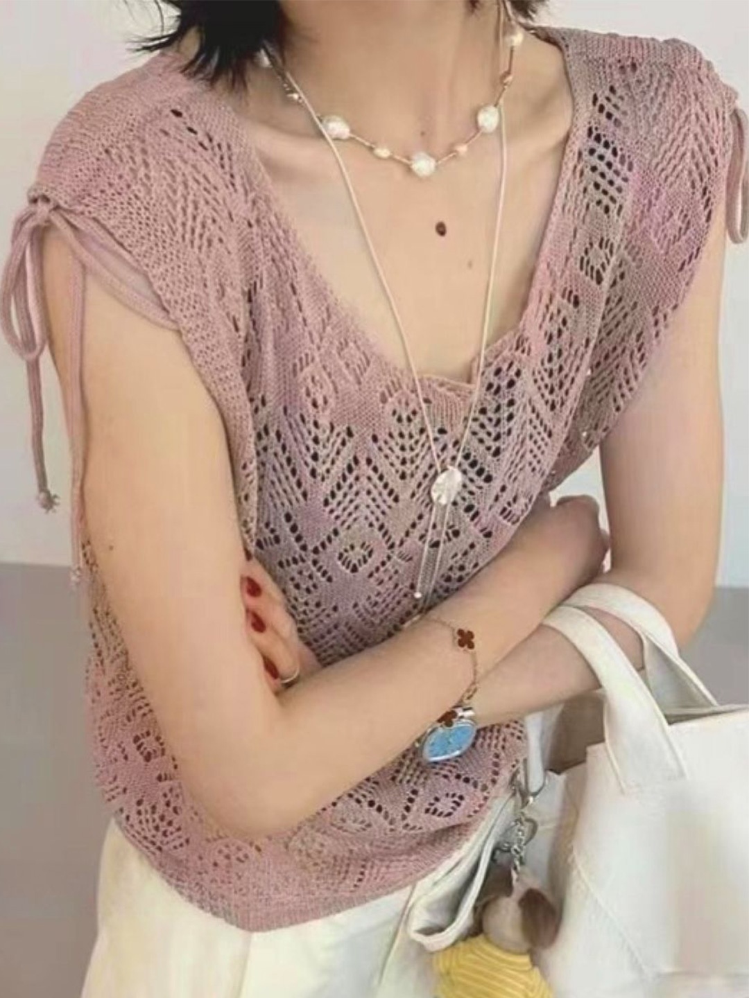 

KPOP Wo,en Self Design Sleeveless Linen Top, Pink