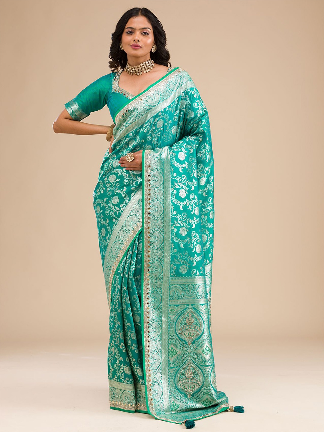 

Koskii Woven Design Zari Banarasi Saree, Green