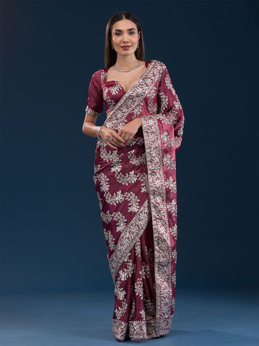 

Koskii Embellished Zari Embellished Heavy Work Tissue Saree, Maroon