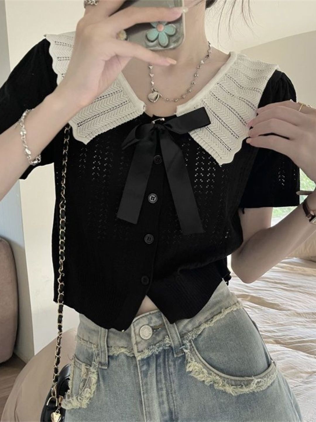 

KPOP V-Neck Short Sleeves Self Design Top, Black