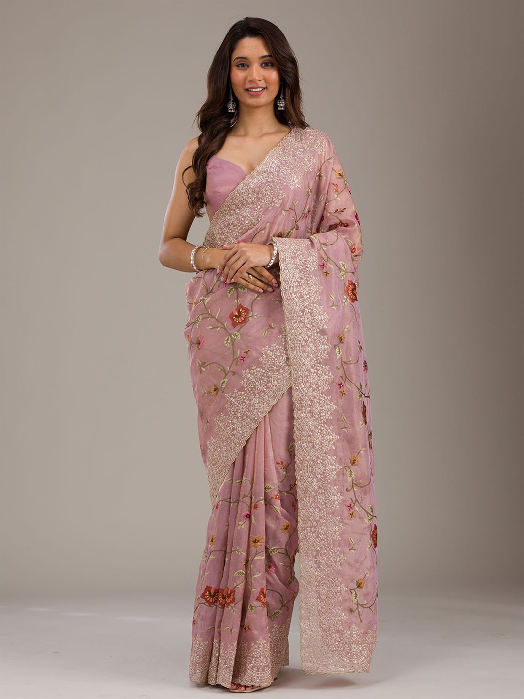 

Koskii Floral Embroidered Tissue Saree, Peach