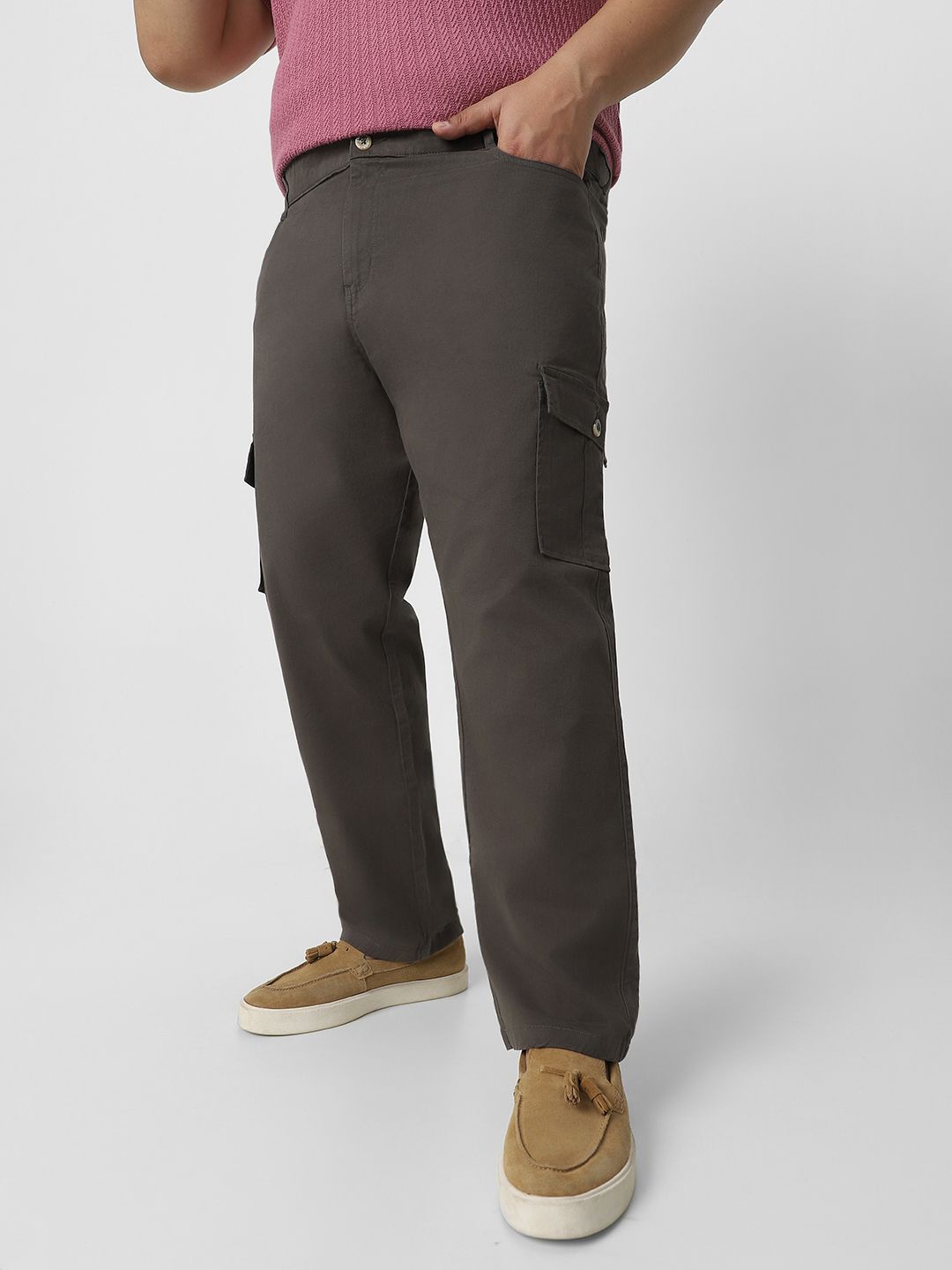 

Urbano Plus Men Regular Fit Stretchable Cargo Trouser, Grey