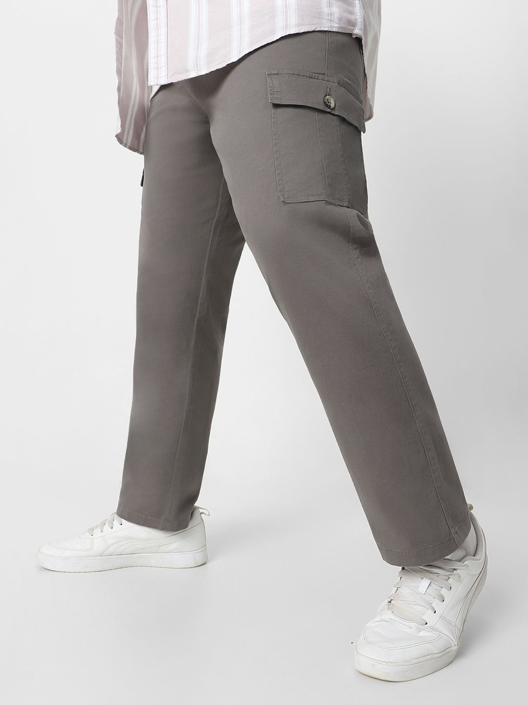 

Urbano Plus Men Regular Fit Stretchable Cargo Trouser, Grey