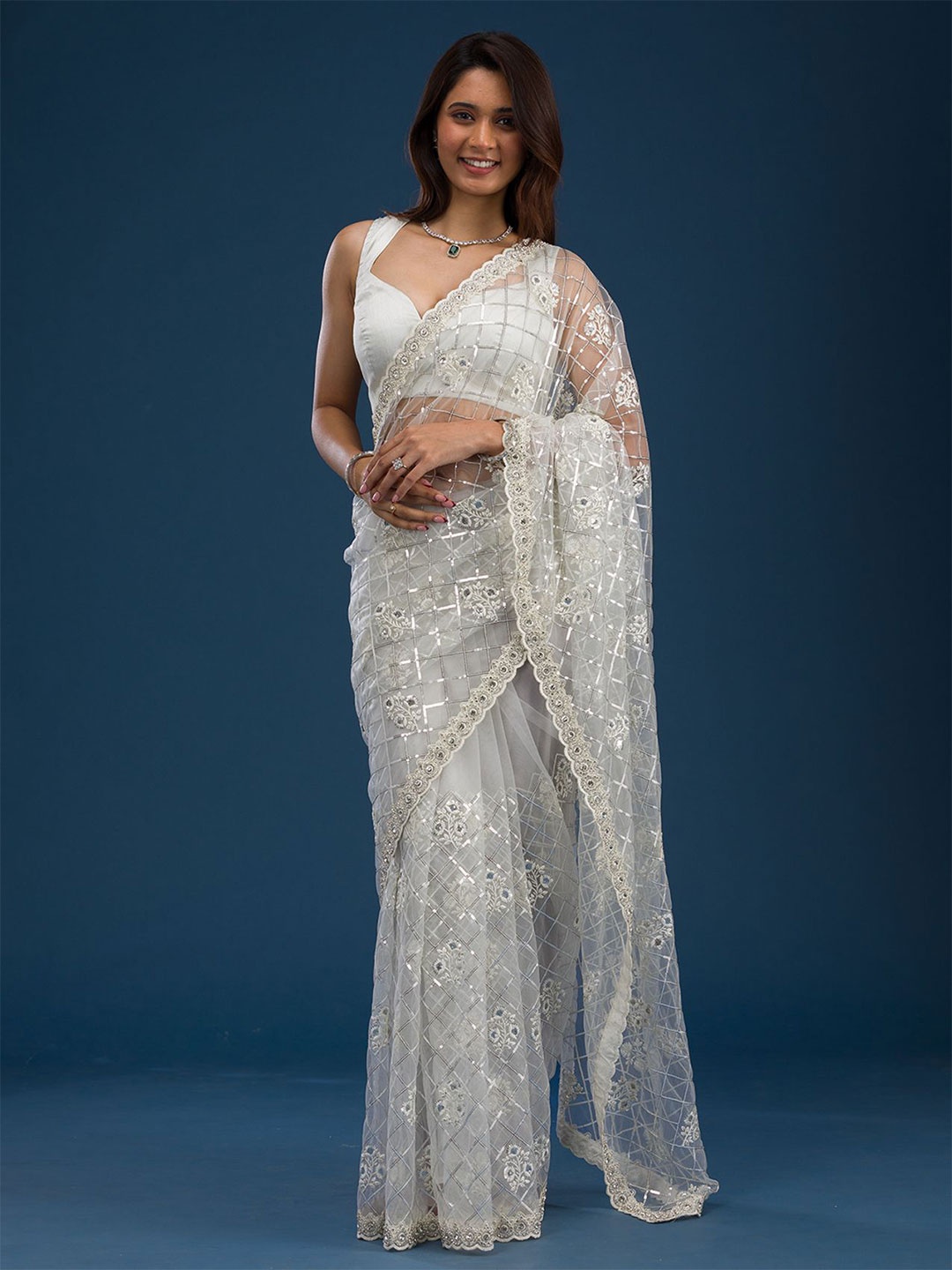 

Koskii Embellished Sequinned Net Saree, White