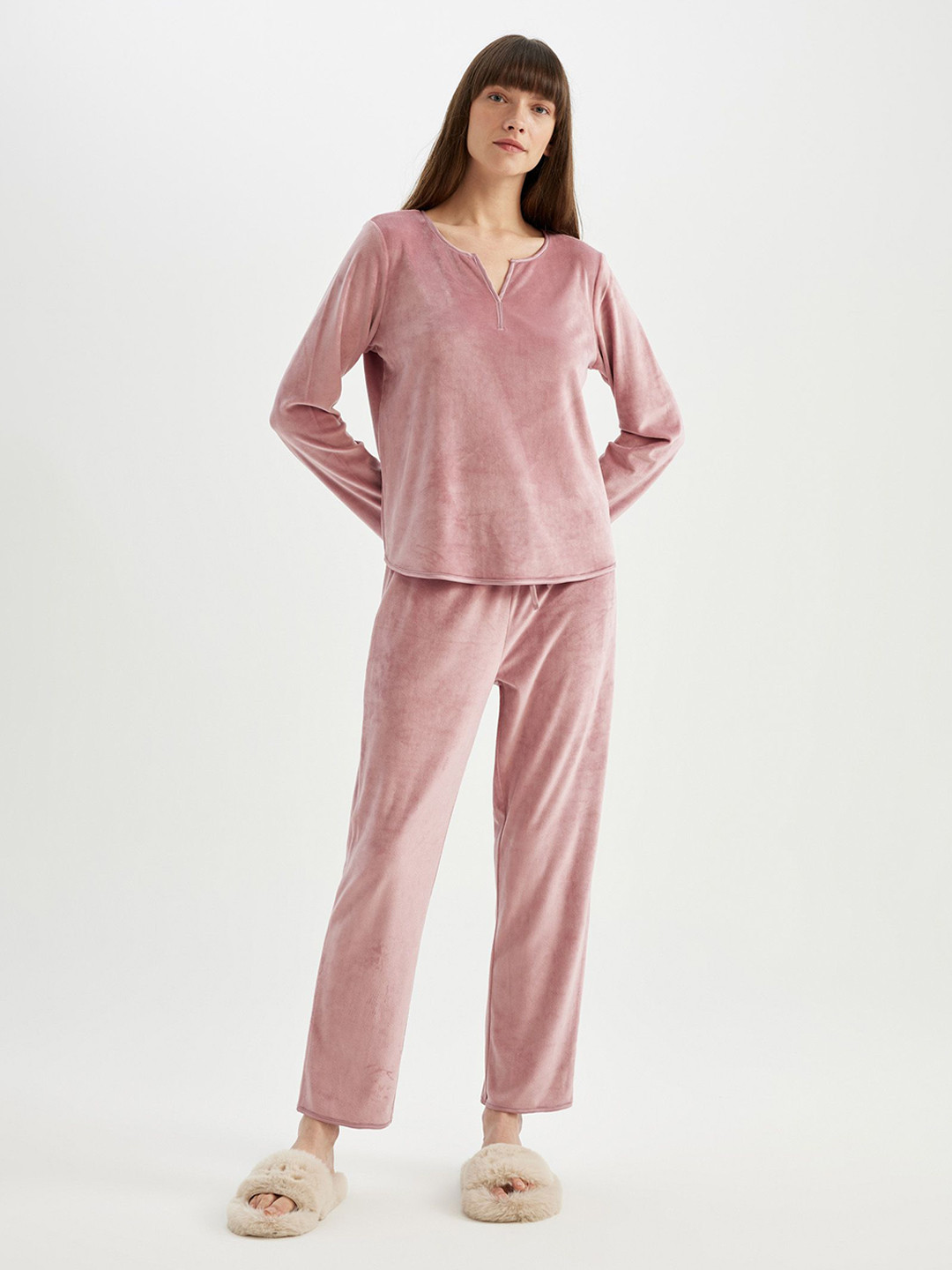 

DeFacto Women Long Sleeves T-Shirt With Trousers Night Suit, Rose