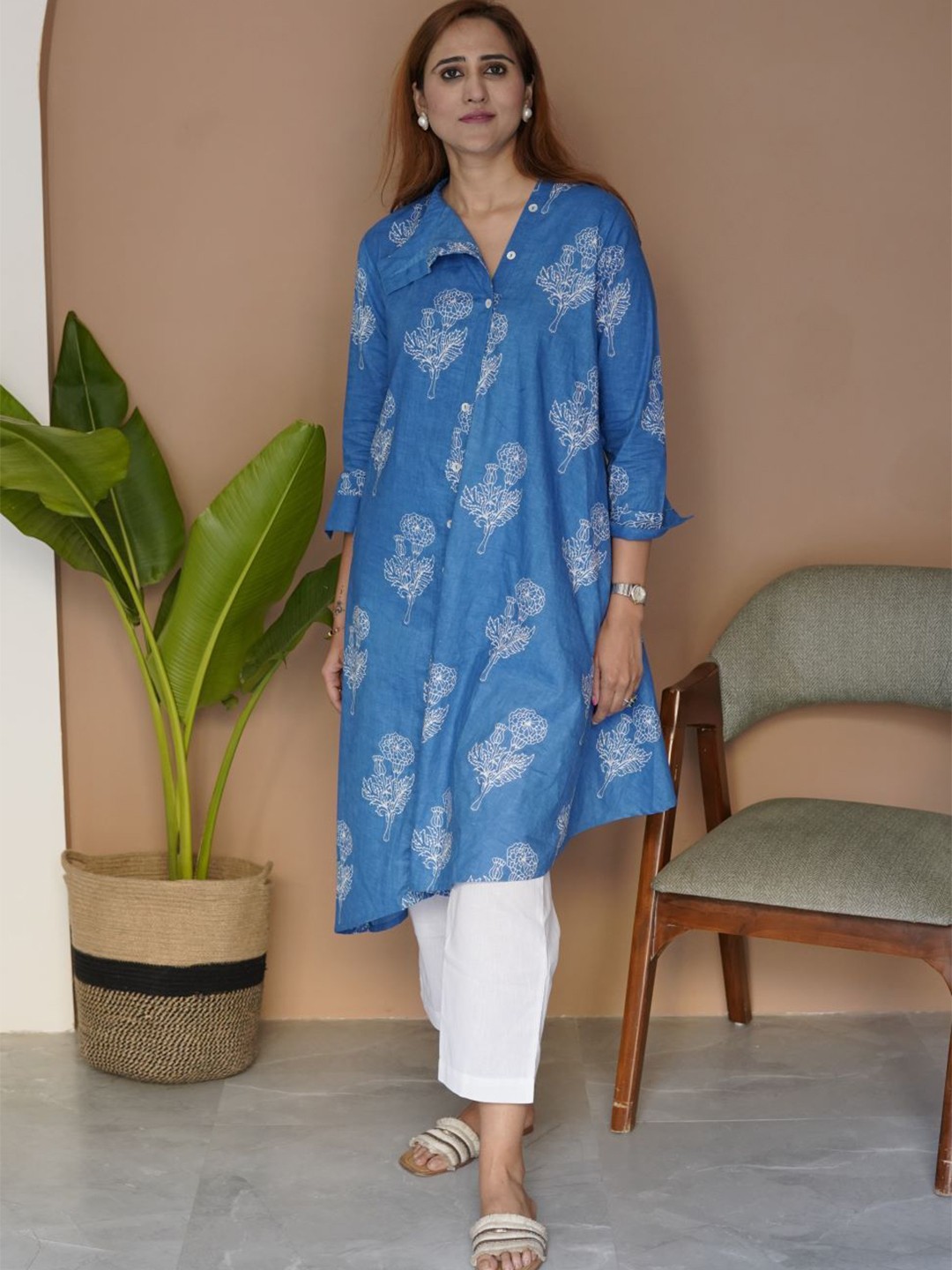 

The Quince Life Women Printed A-Line Knee Length Cotton Dress, Navy blue