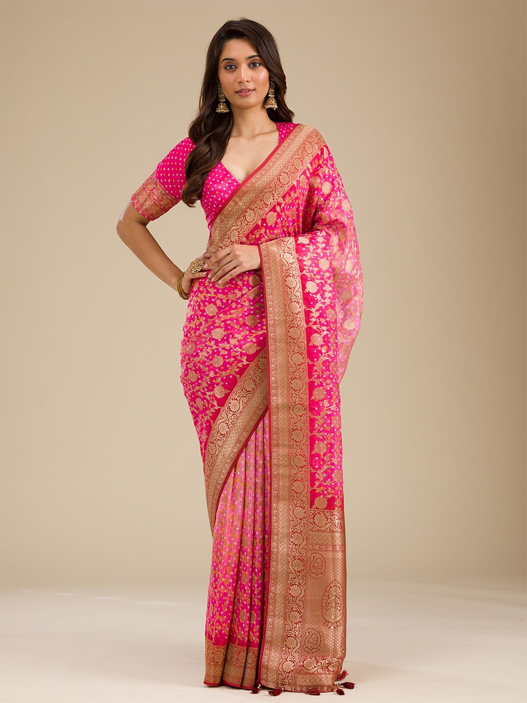 

Koskii Ethnic Motifs Woven Design Zari Pure Georgette Saree, Pink