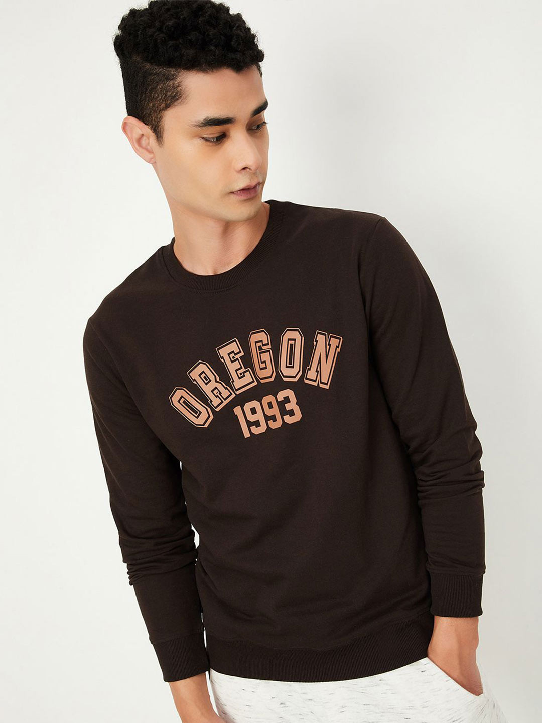 

max Men Alphanumeric Printed Long Sleeves Sweatshirt, Brown