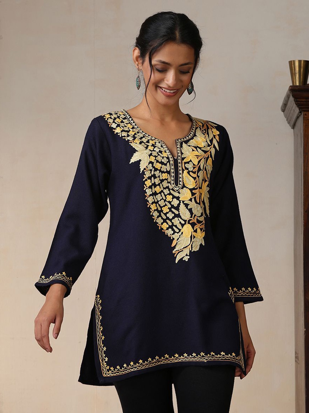 

House of Chikankari Floral Embroidered Woollen Straight Kurti, Navy blue