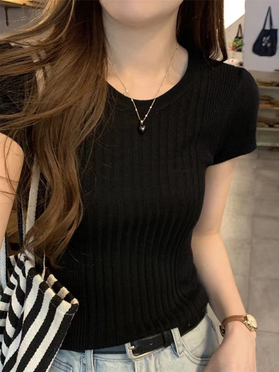 

KPOP Women Round Neck Short Sleeves Top, Black