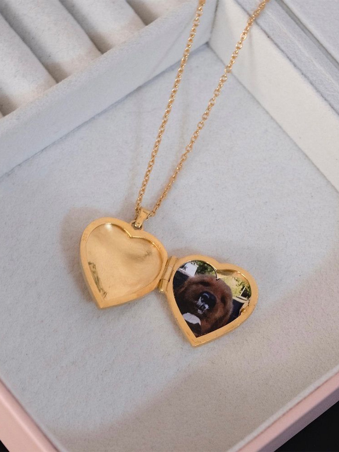 

Anushka Jain Jewellery 925 Sterling Silver Gold Plated Heart Shaped Pendant With Chain