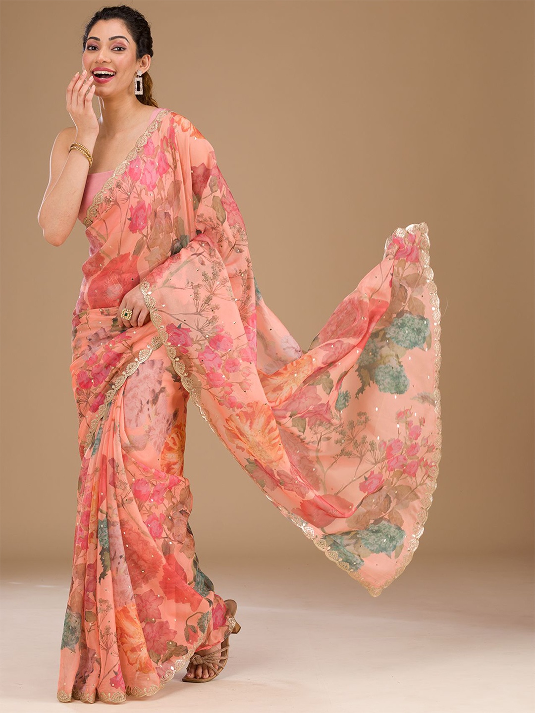 

Koskii Floral Printed Sequinned Tissue Saree, Peach