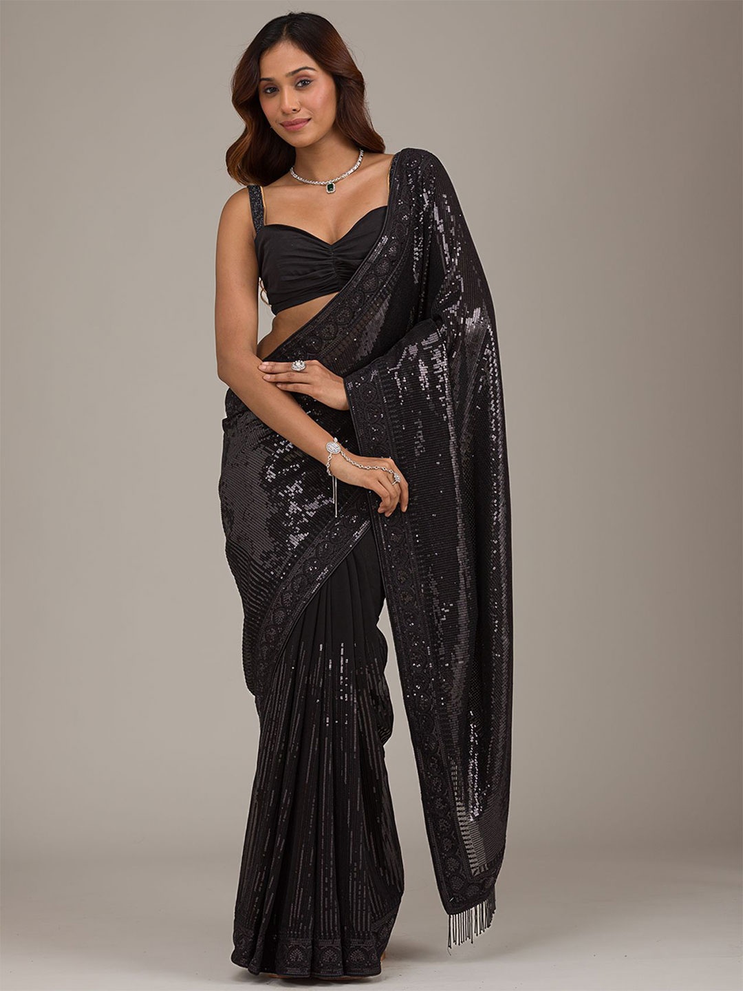 

Koskii Embellished Sequinned Pure Georgette Saree, Black