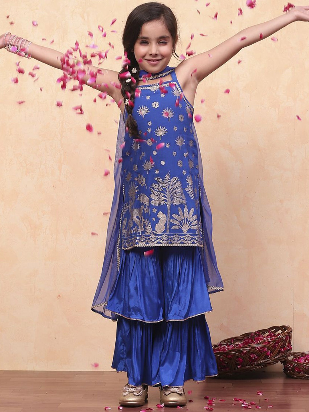 

Biba Girls Floral Embroidered Regular Thread Work Kurta with Sharara & With Dupatta, Blue