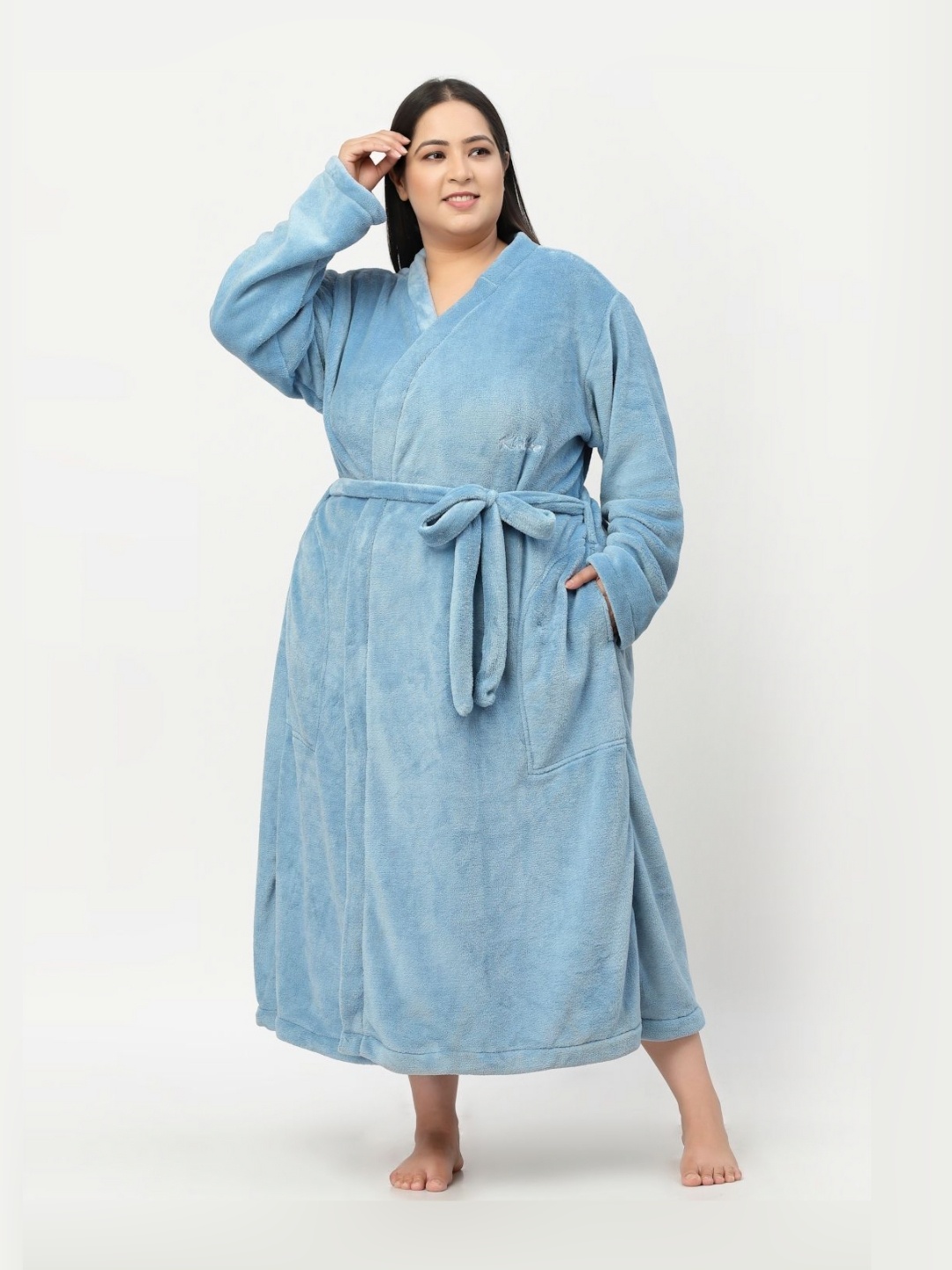 

KLOTTHE Plus Size Blue Woollen Long Sleeves Bath Robe With Belt