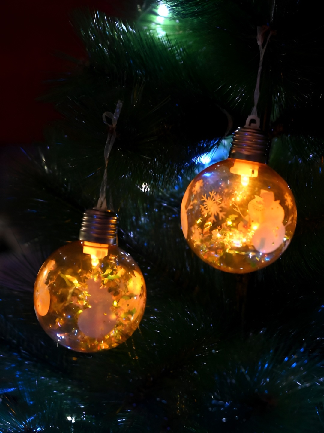 

TAYHAA Set of 4 Hanging Christmas Ornaments, Gold