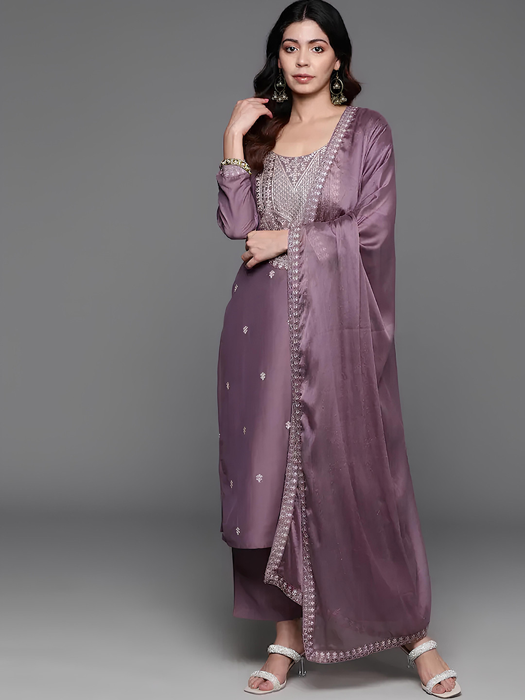 

KALINI Women Ethnic Motifs Embroidered Regular Thread Work Chanderi Silk Kurti with Trousers & With Dupatta, Magenta