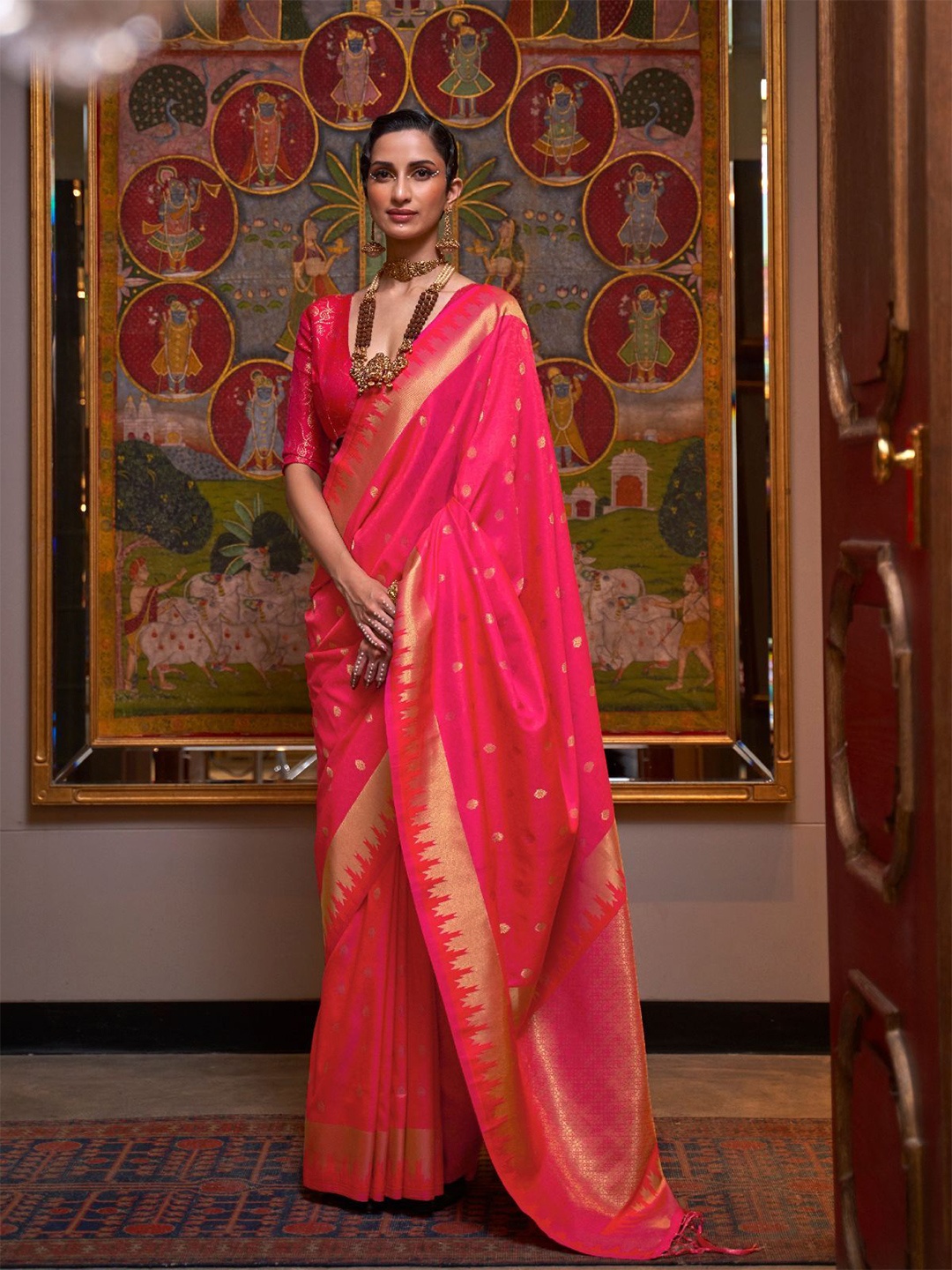 

ODETTE Woven Design Zari Saree, Pink