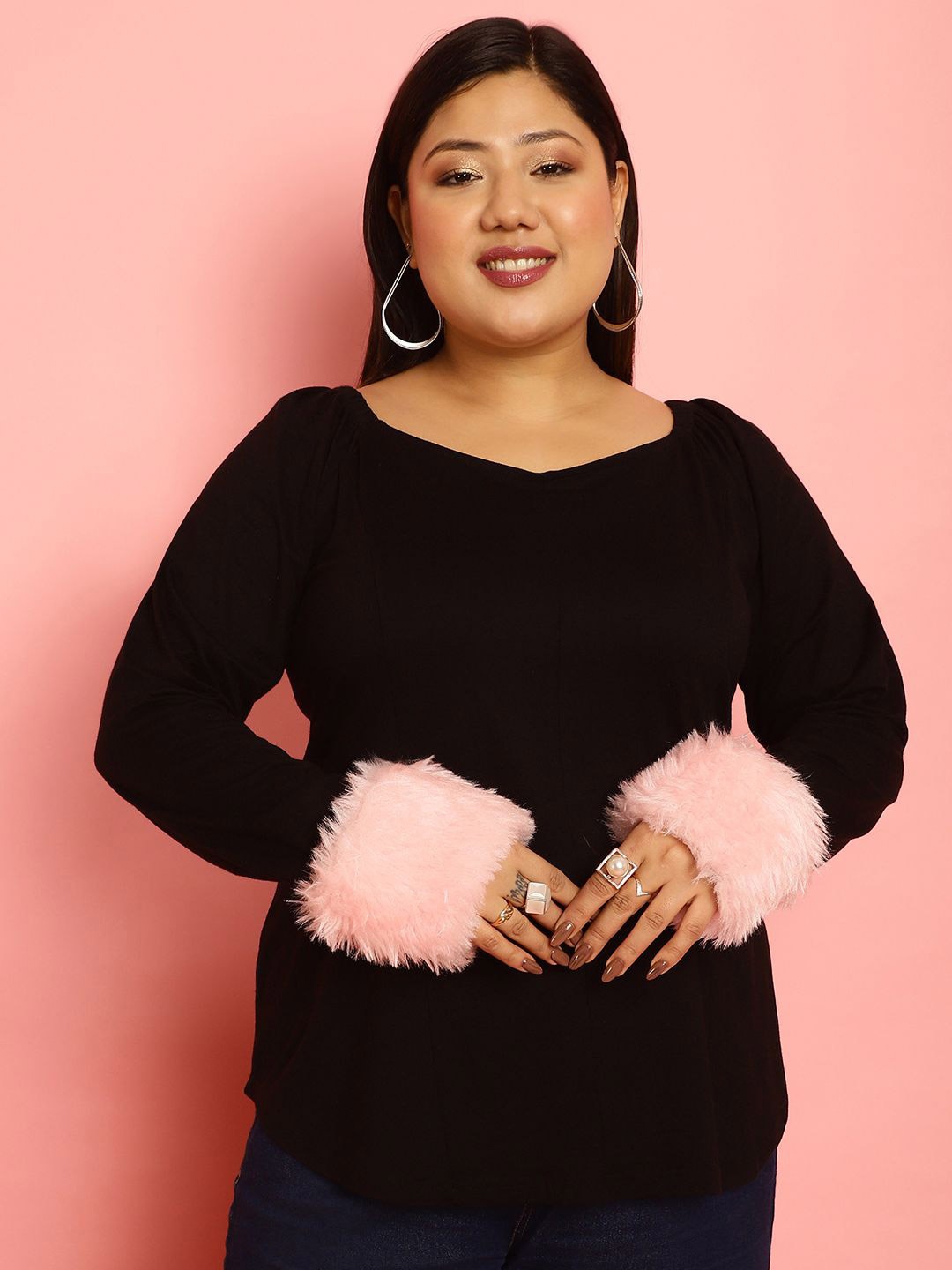 

theRebelinme V-Neck Plus Size Top, Black