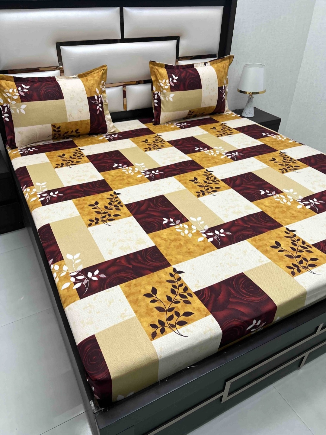 

Pure Decor Passion Fur Cream Printed 330 TC Pure Cotton Queen Bedsheet Set 2.28 m x 2.56m