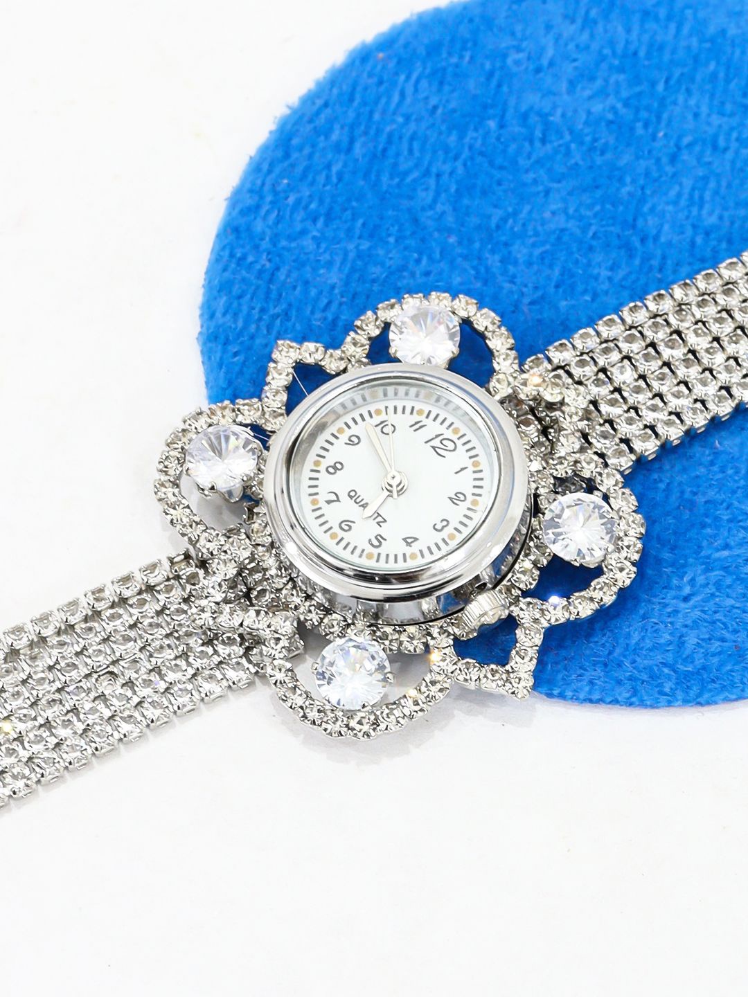 

Krelin Women Analogue Automatic Watch Watch-D7-SILVER-01