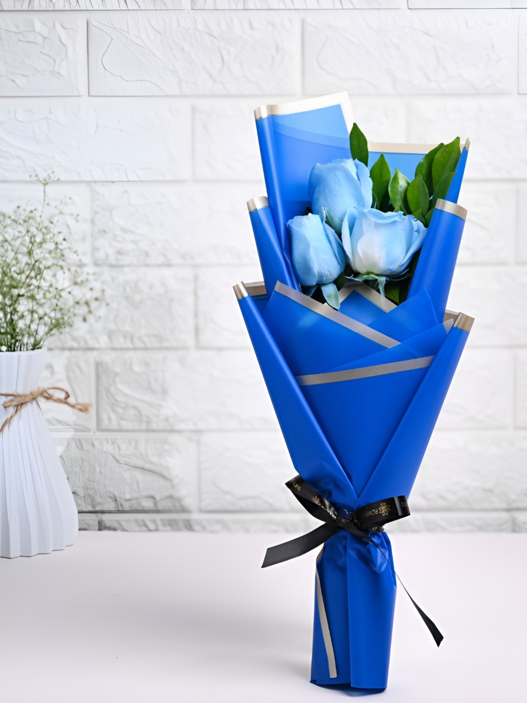 

Floweraura 3-Pcs Blue Roses Fresh Flowers Bouquet