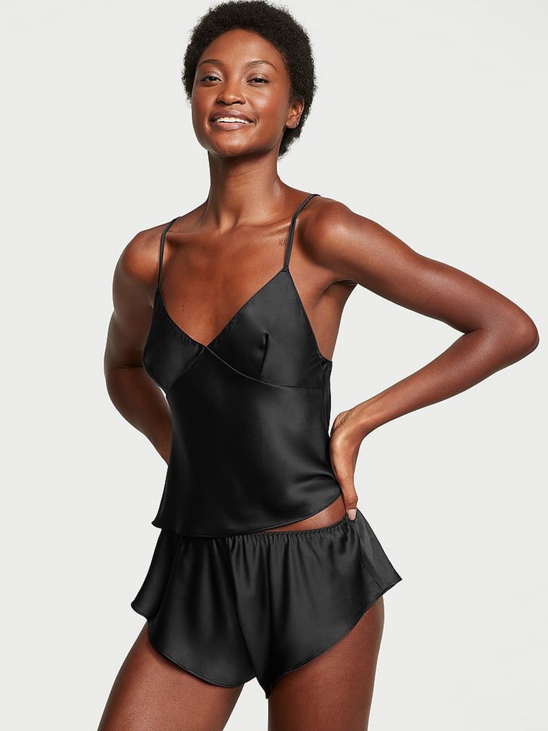 

Victoria's Secret Women Open-Back Cami & Shorts Night suit, Black