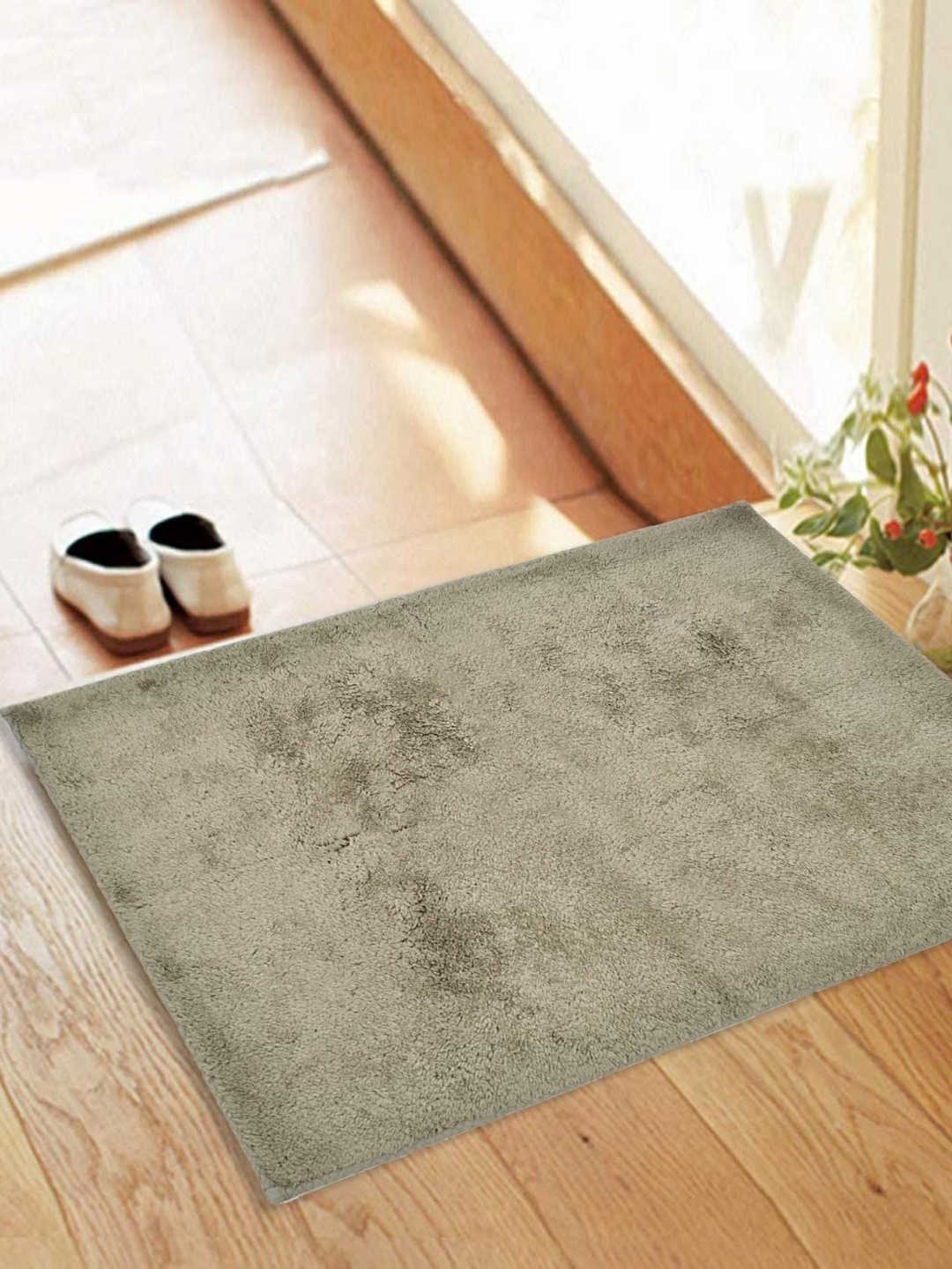 

Aura Grey Cotton Anti Slip Bath Rug