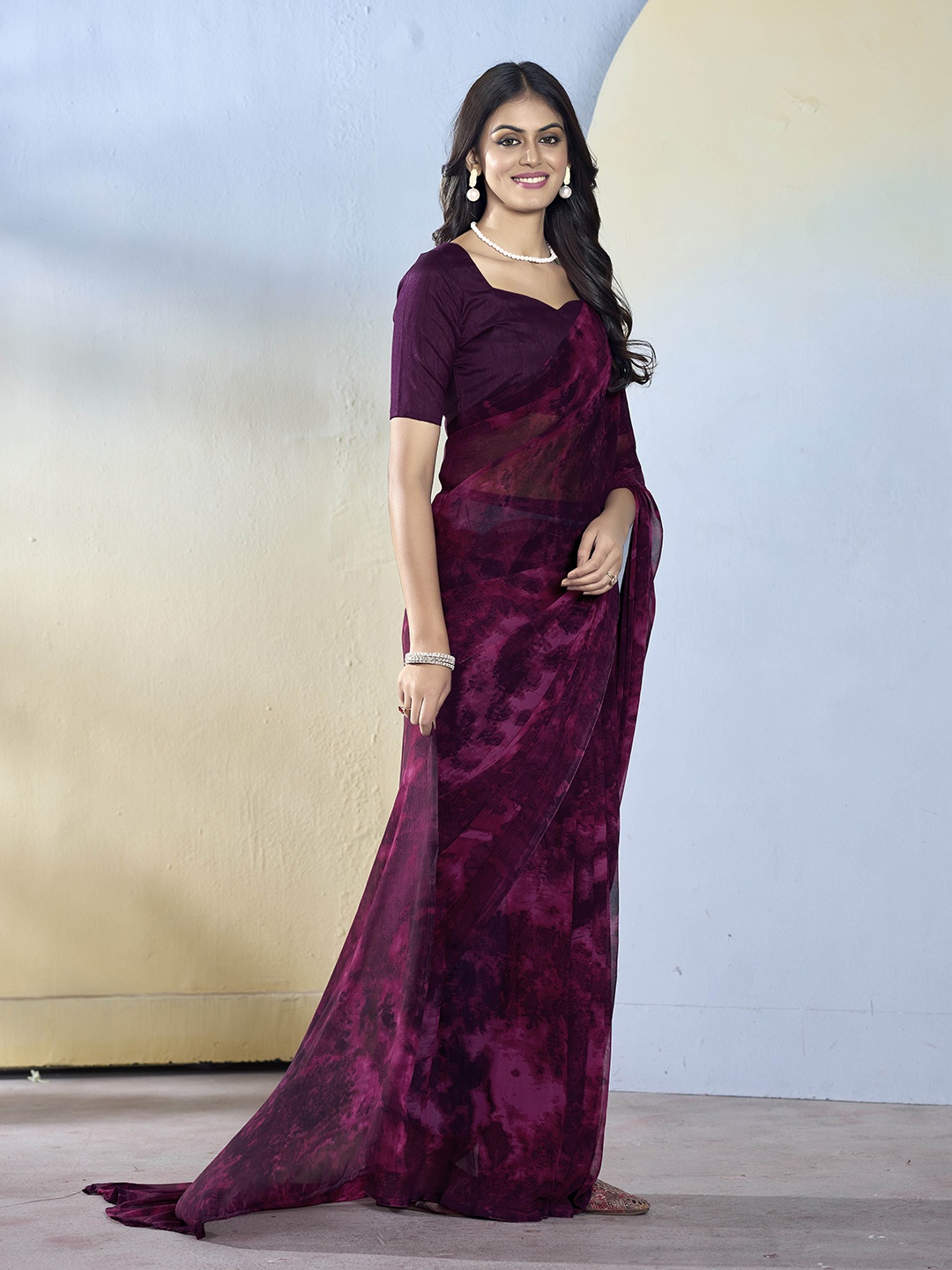 

Mitera Pure Georgette Ready to Wear Saree, Burgundy