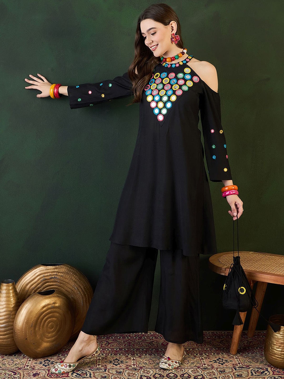 

Sangria Embroidered Halter Neck Kurta & Palazzo With Bag, Black