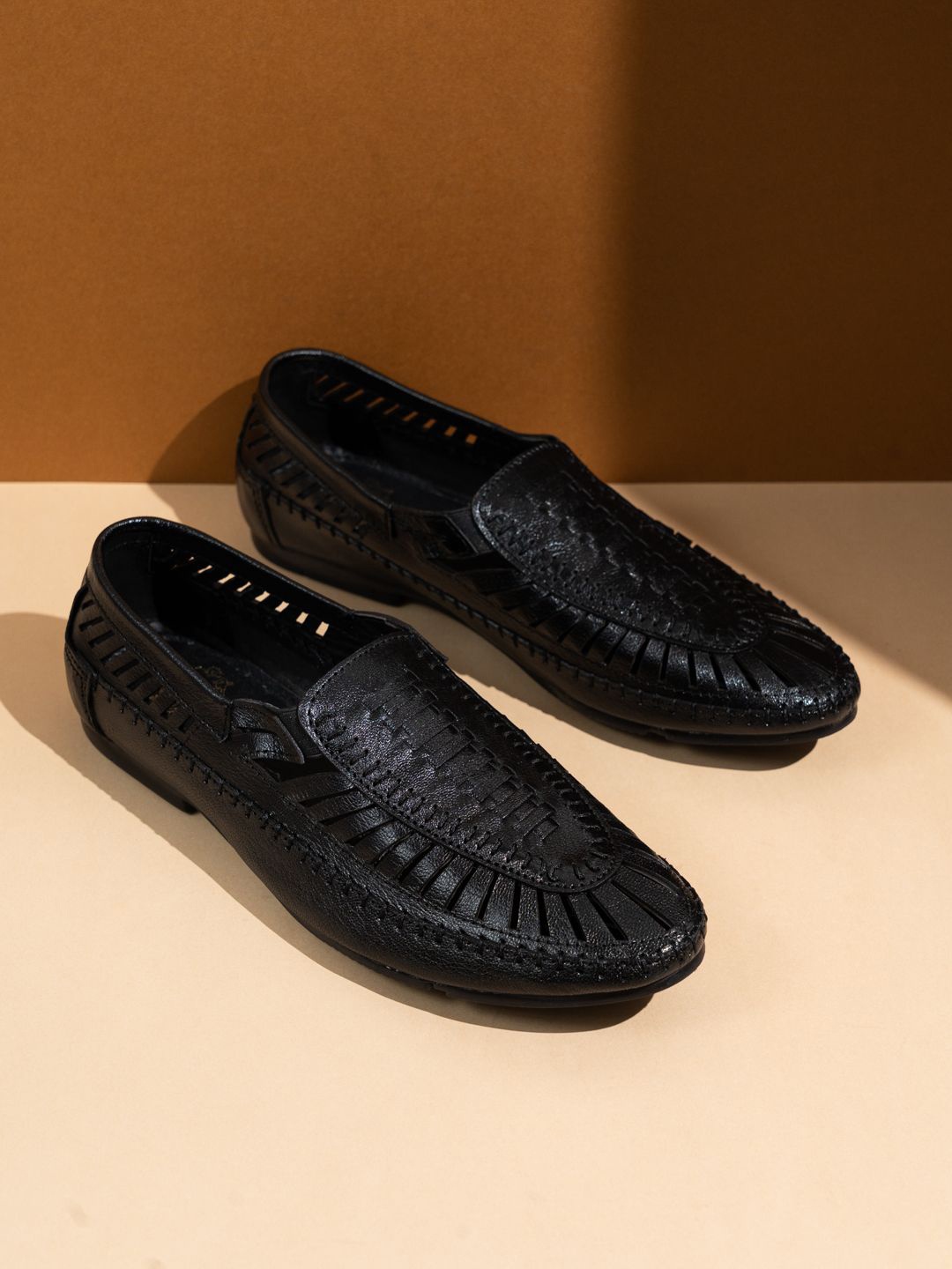 

ATESBER by Inc.5 Men Leather Slip-On Shoe-Style Sandals, Black