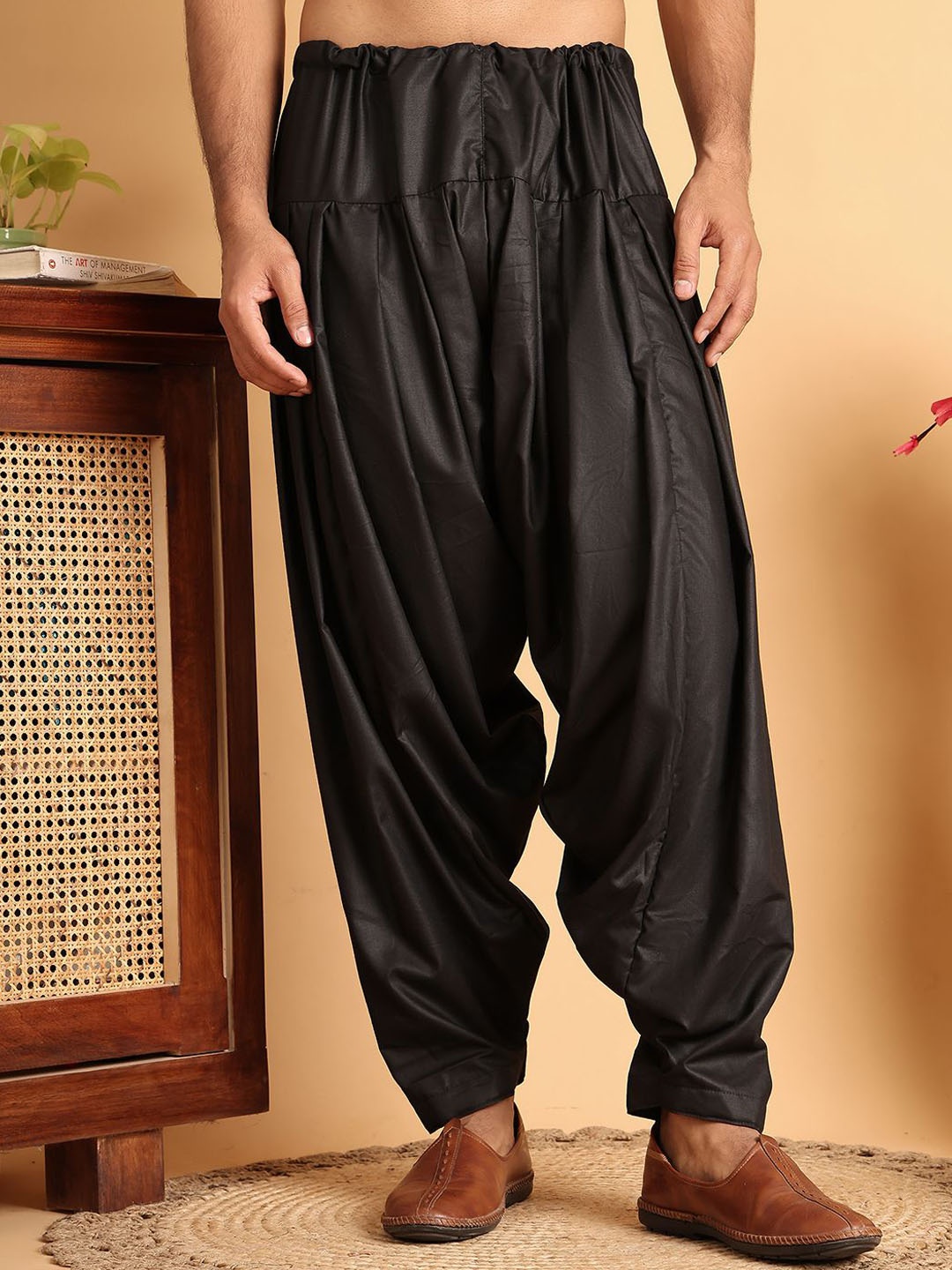 

Jompers Men Ethnic Salwar Dhotis, Black