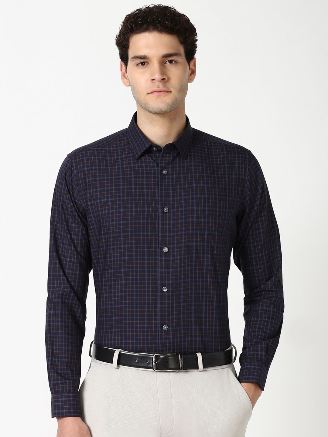 

Peter England Elite Men Opaque Checked Formal Shirt, Navy blue