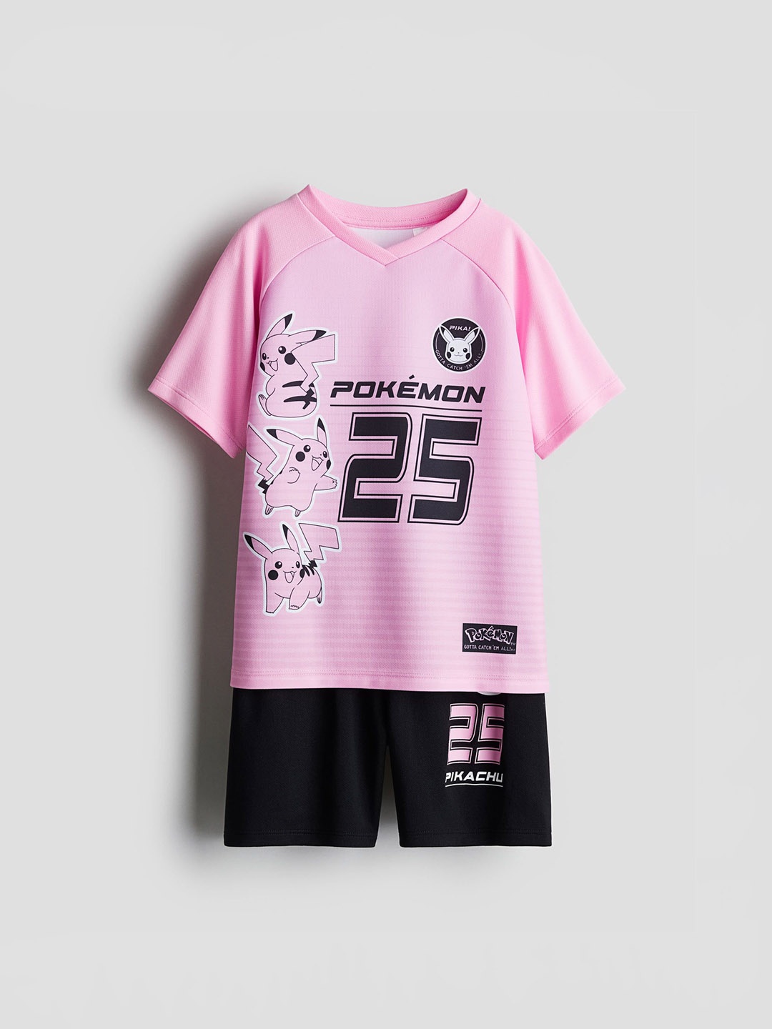 

H&M 2-Piece Football Set, Pink