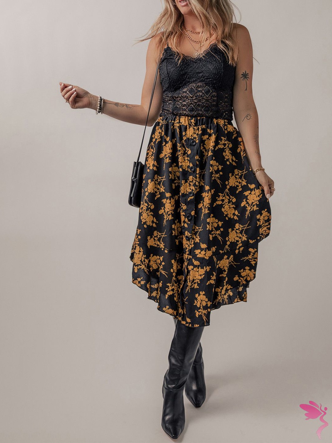 

StyleCast Floral Women Floral Printed A-Line Knee-Length Skirt, Black
