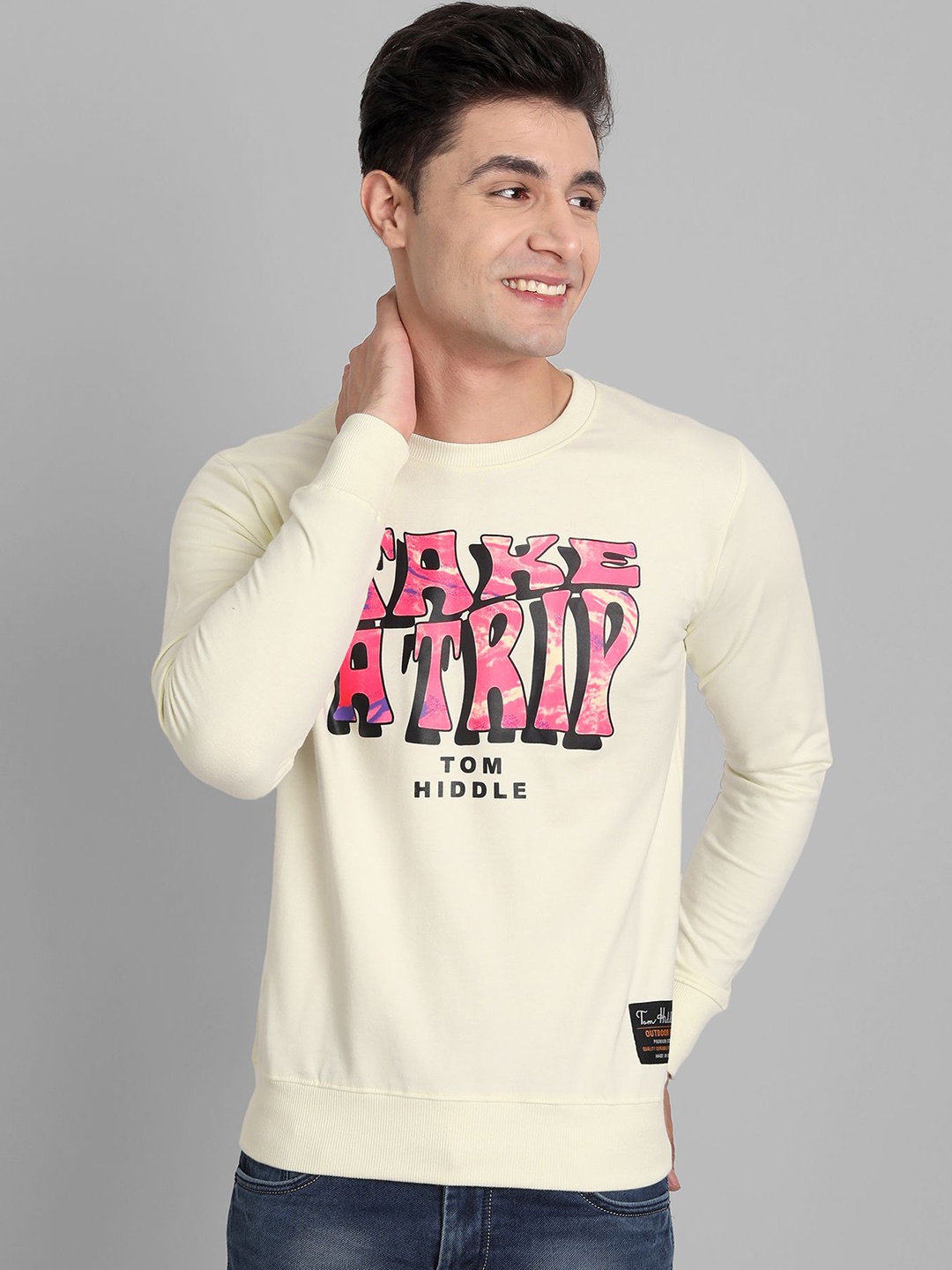 

TOMHIDDLE Men Printed Long Sleeves Pullover Sweatshirt, Off white