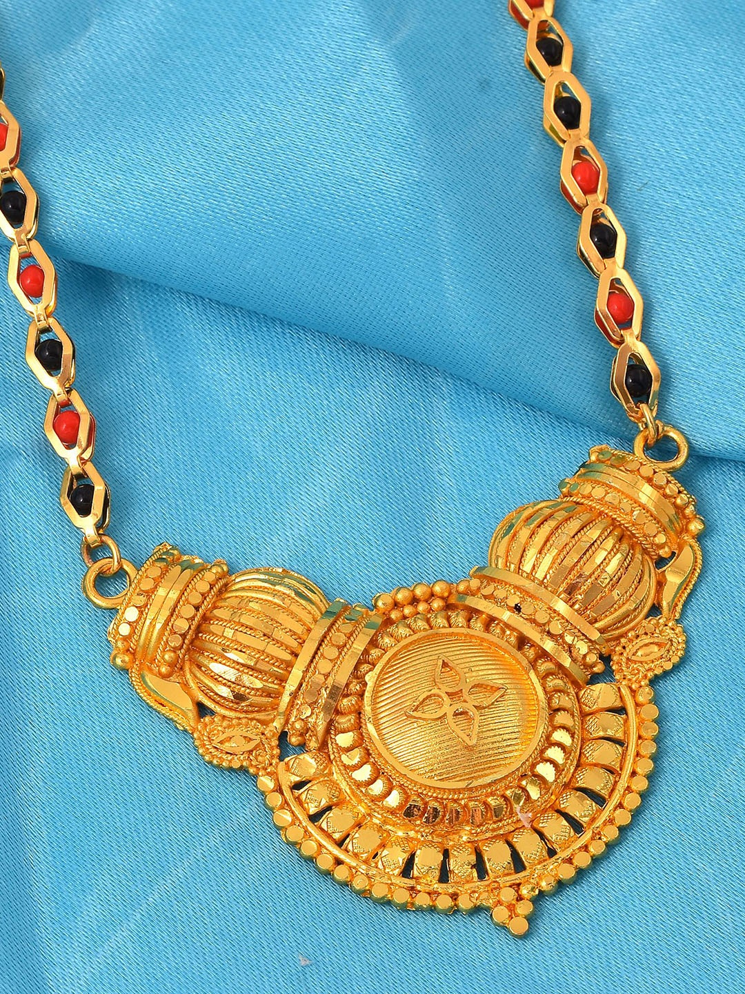 

MEMOIR Gold-Plated Beaded Mangalsutra