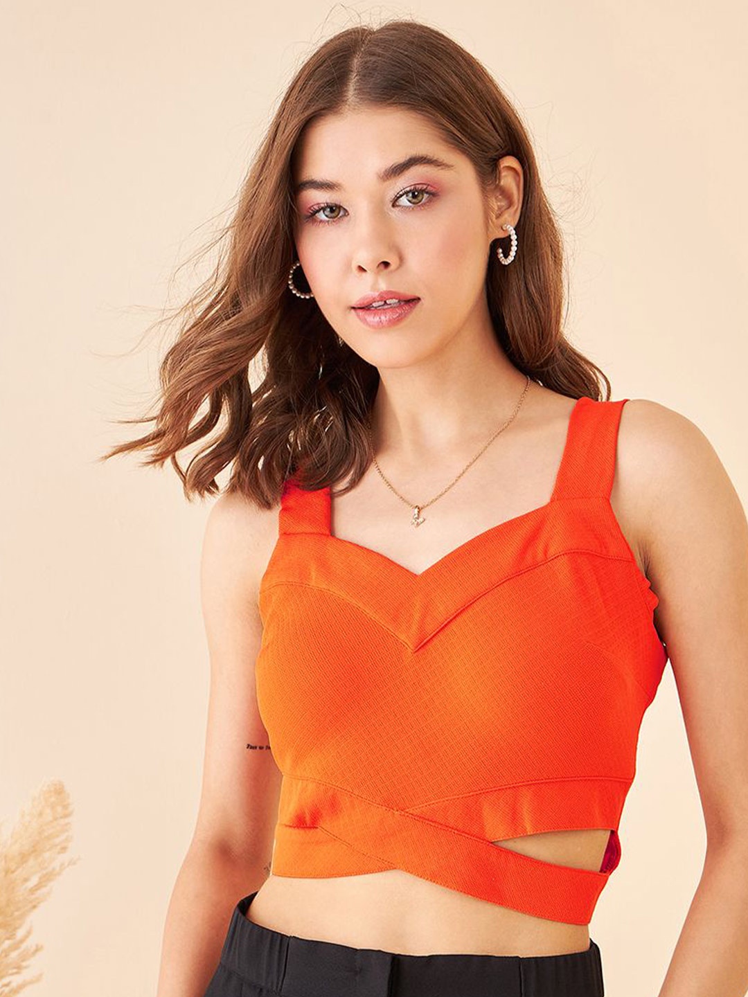 

Kibo Women Shoulder Straps Fitted Crop Top Front Cut-Out, Orange