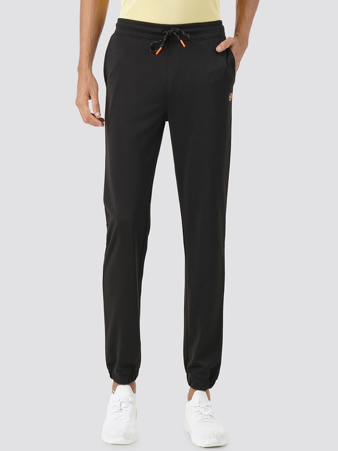 

PUMP'D Men Mid-Rise Regular Fit Jogger Sports Track Pants, Black