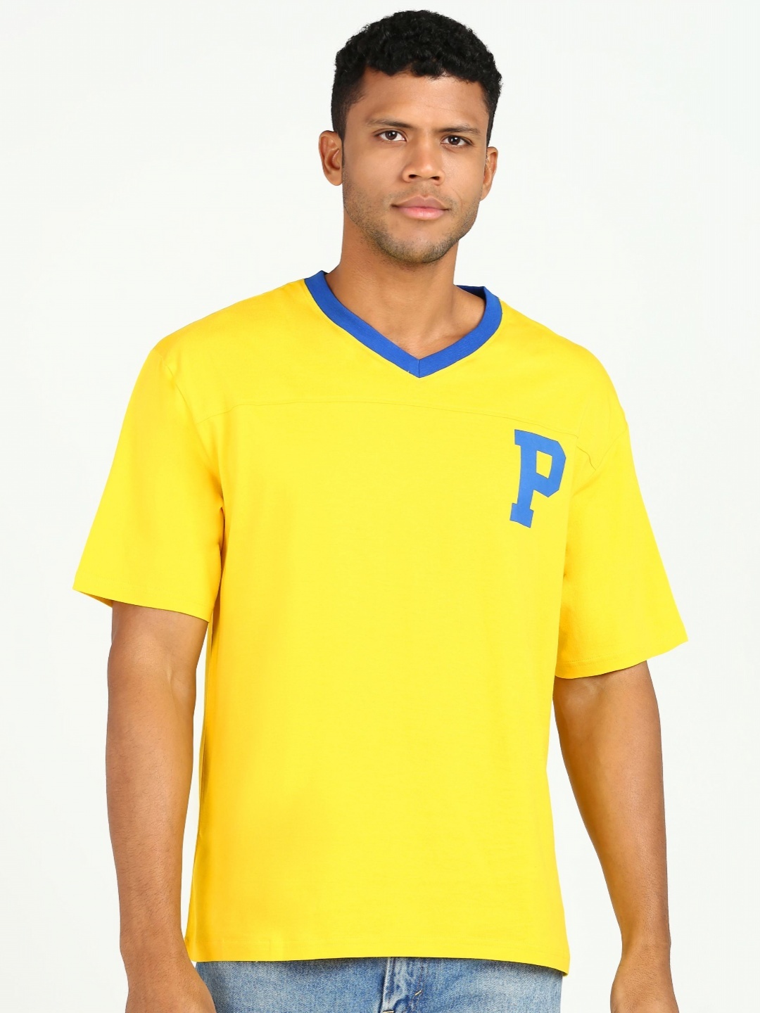 

Provogue Men Printed V-Neck Applique Boxy T-shirt, Yellow