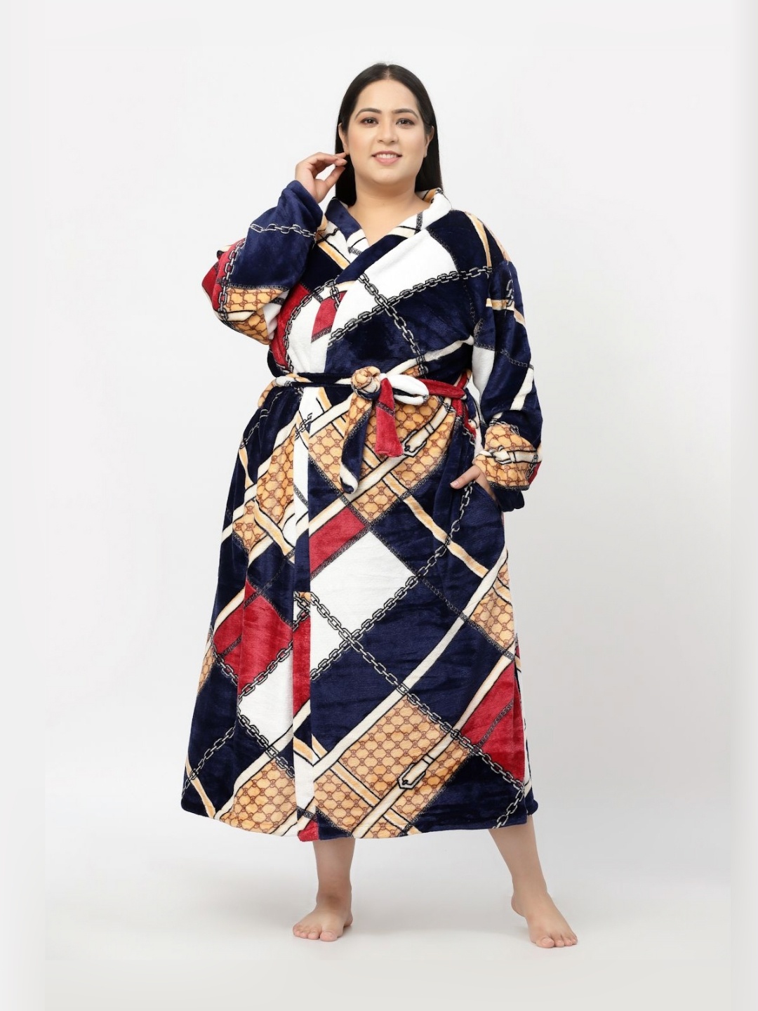 

KLOTTHE Plus Size Navy Blue & White Checked Bath Robe With Belt